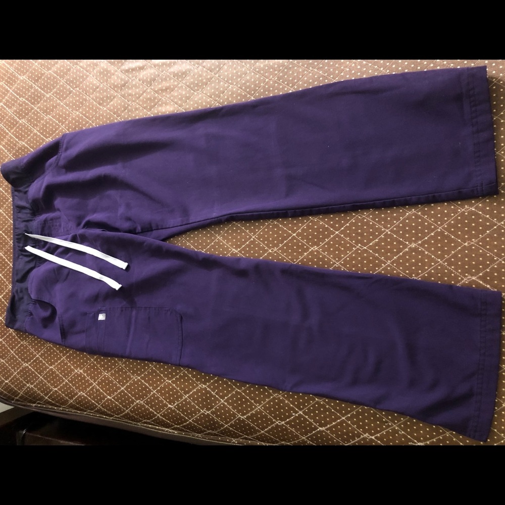 Figs Scrub pants in Small/Regular